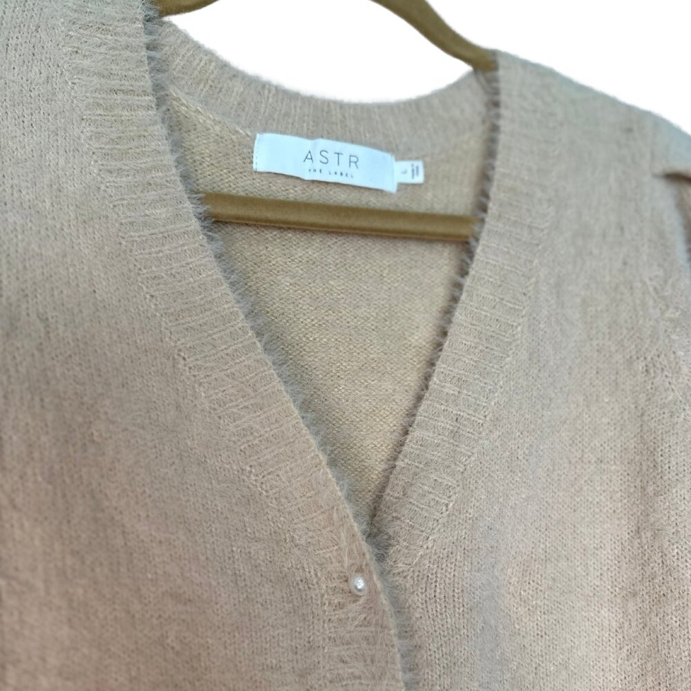 ASTR The Label. Puff Sleeve Cardigan. Size L.
